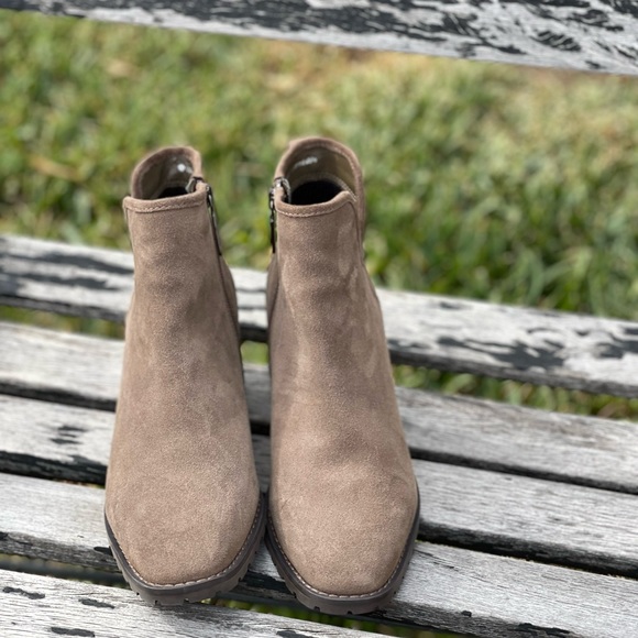 BLONDO sawyer waterproof bootie dark taupe 7.5 new - Picture 3 of 9